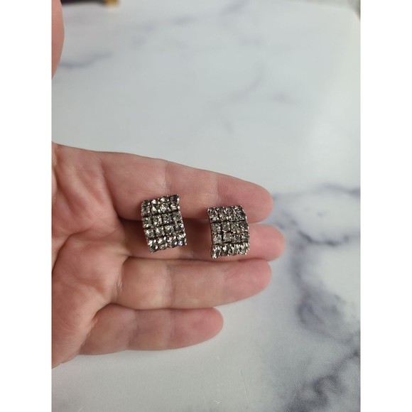 Vintage Clear Rhinestone Screwback Earrings - Picture 1 of 10
